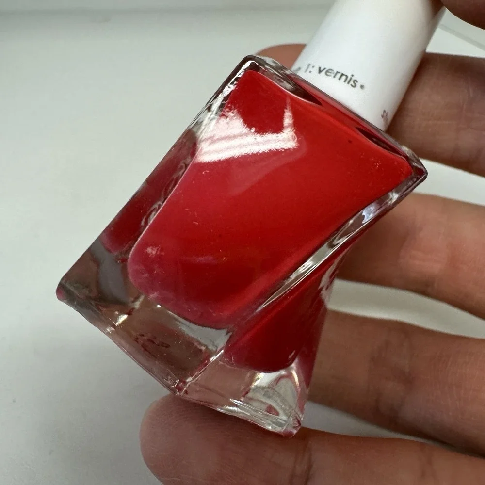 Essie GelCouture‎ Nail Lacquer 0.46oz Original #270 rock the runway